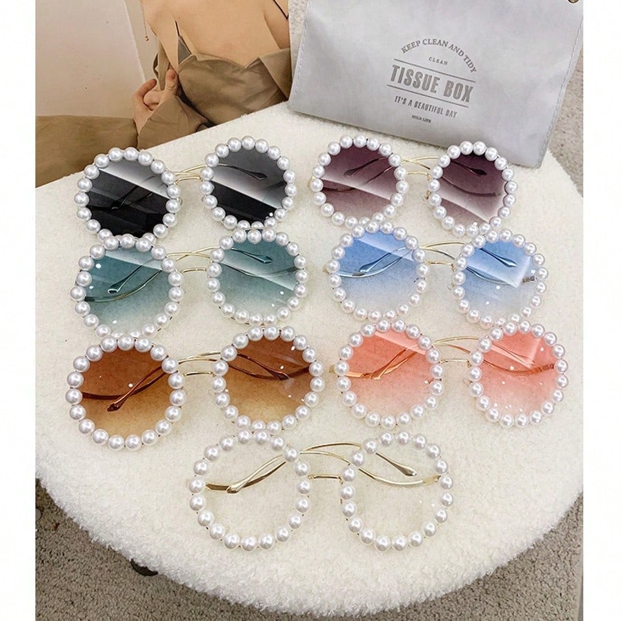 Street Fashion Photoshoot - Women Pearl Rimmed Fashion Sunglasses For
