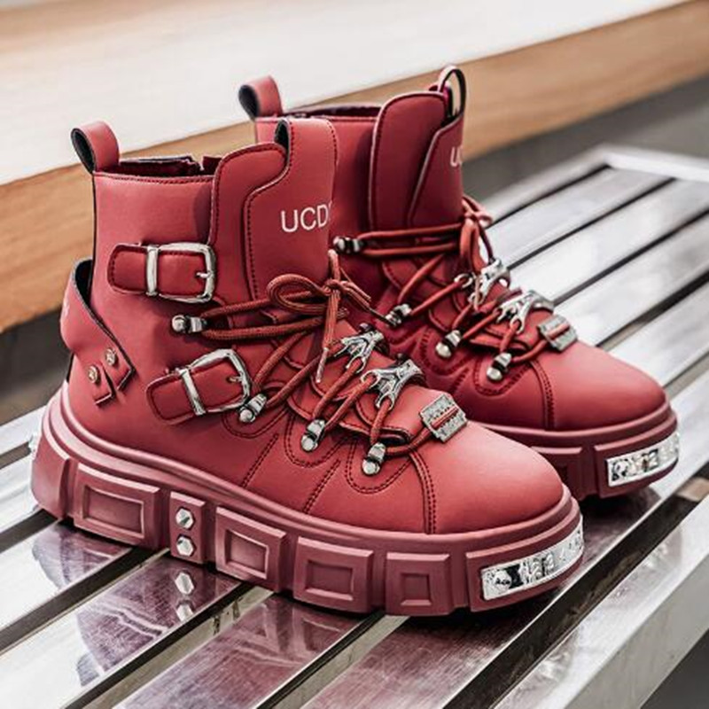Luxury Rivet Black High top Sn - Street Fashion Luxury reseña y precio