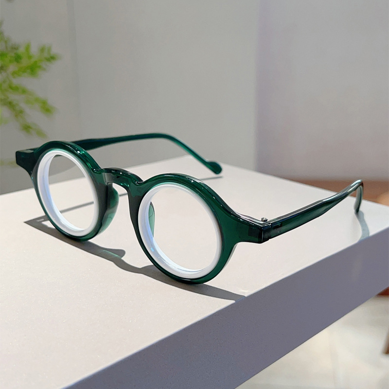Vintage Round Two-Tone Eyeglas - Street Fashion Photoshoot reseña y precio