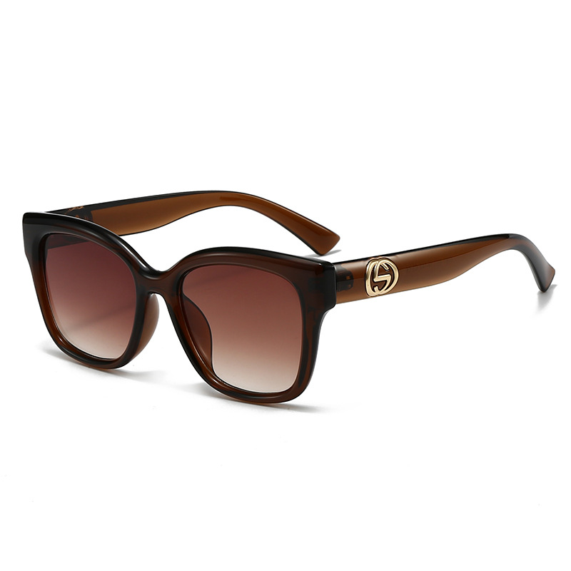 Retro Minimalist Solid Color F - Street Fashion Photography reseña y precio